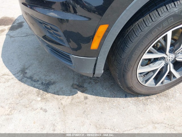 3VV2B7AX8KM142637 Volkswagen TIGUAN SE