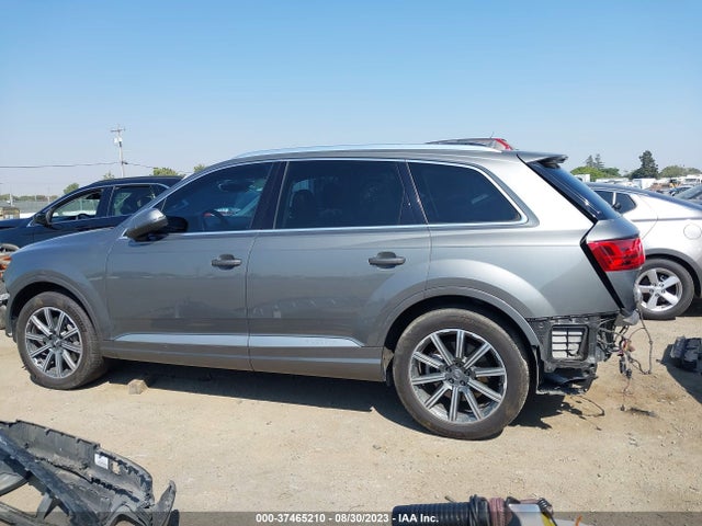 WA1VAAF71HD001735 Audi Q7 Prestige