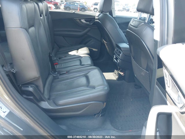 WA1VAAF71HD001735 Audi Q7 Prestige