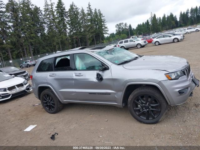 1C4RJFAG9JC286062 Jeep Grand Cherokee Altitude