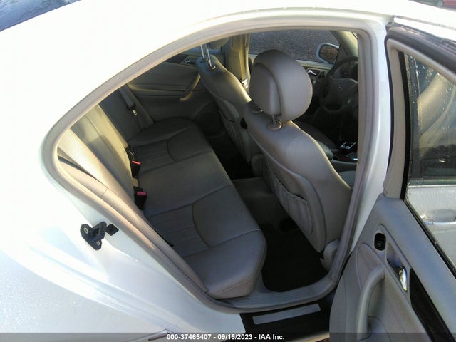 2006 MERCEDES-BENZ C-CLASS LUXURY VIN: WDBRF54H06F800062