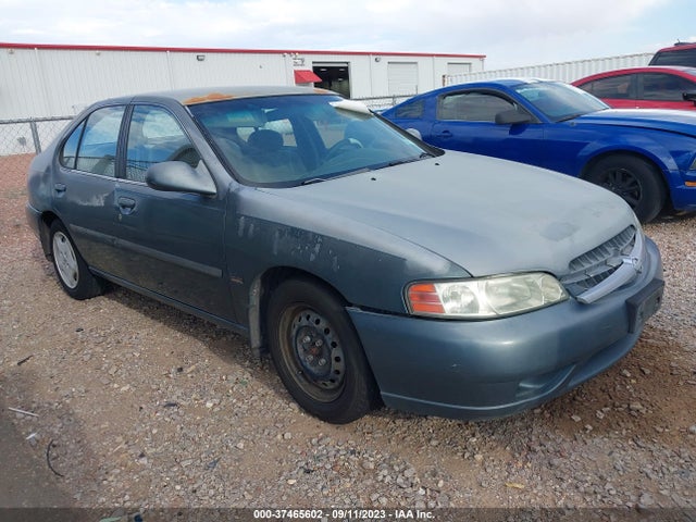 2001 NISSAN ALTIMA GXE VIN: 1N4DL01D11C242537