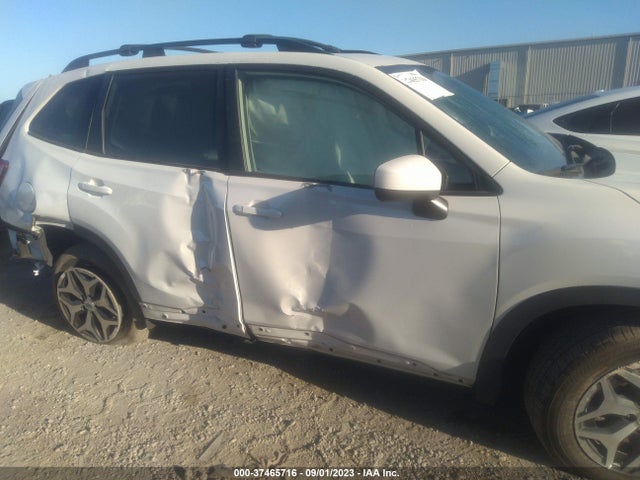 JF2SKAFCXMH550793 Subaru Forester Premium