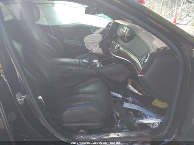 WDDUG8FB9FA090729 Mercedes-Benz S-class S 550
