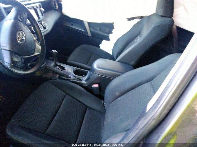 Toyota RAV4 LE 2018 JTMBFREV2JJ733274 Image 5