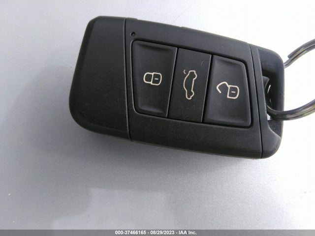 3VW5T7BU0KM141685 Volkswagen Jetta Gli S