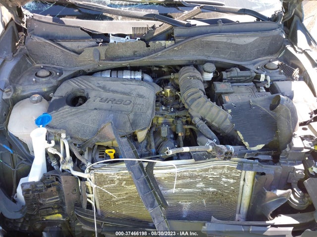 2021 KIA SELTOS SX VIN: KNDETCA2XM7175643