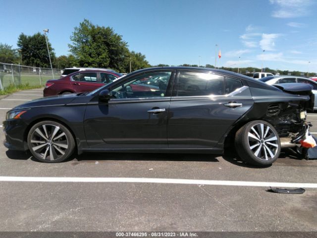 1N4BL4FV1KC115658 Nissan Altima 2.5 Platinum