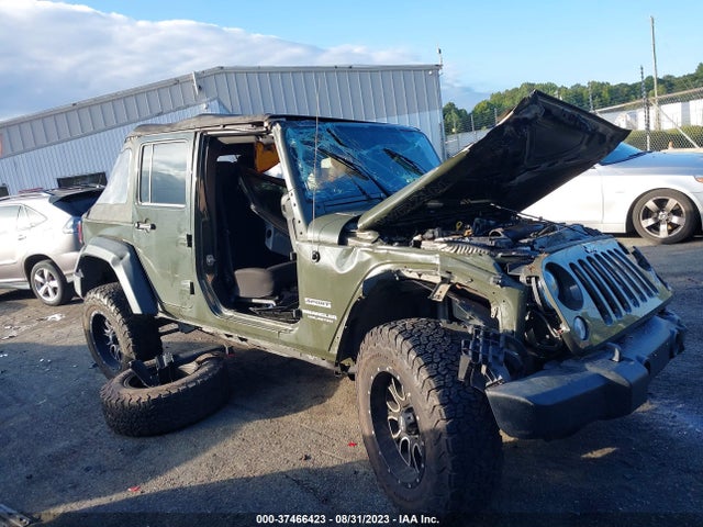 1C4BJWDG8FL716524 Jeep Wrangler Unlimited Sport