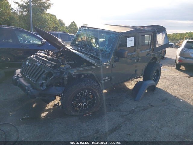 1C4BJWDG8FL716524 Jeep Wrangler Unlimited Sport
