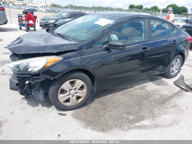 KIA FORTE LX 2016 KNAFK4A64G5602652 Image 2