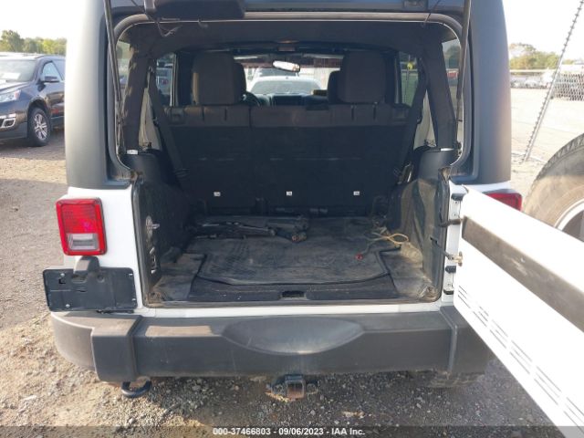 1C4BJWDGXFL635802 Jeep Wrangler Unlimited Sport