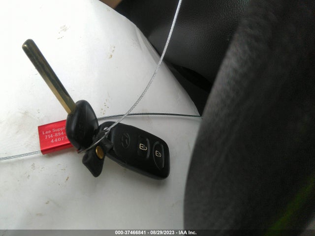 2016 HYUNDAI ACCENT SE VIN: KMHCT4AE3GU081175