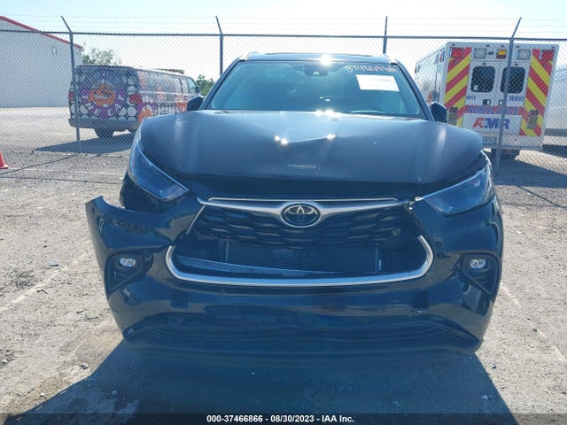 Toyota Highlander Xle 2022 5TDGZRBH0NS163991 Image 12