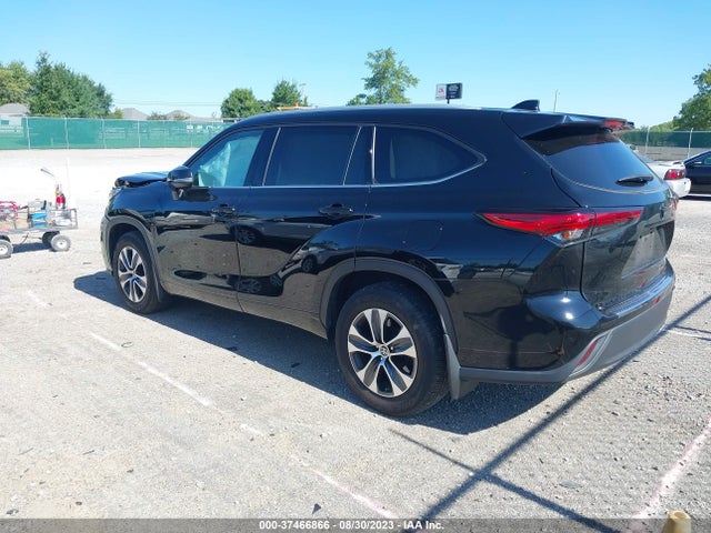 Toyota Highlander Xle 2022 5TDGZRBH0NS163991 Image 3