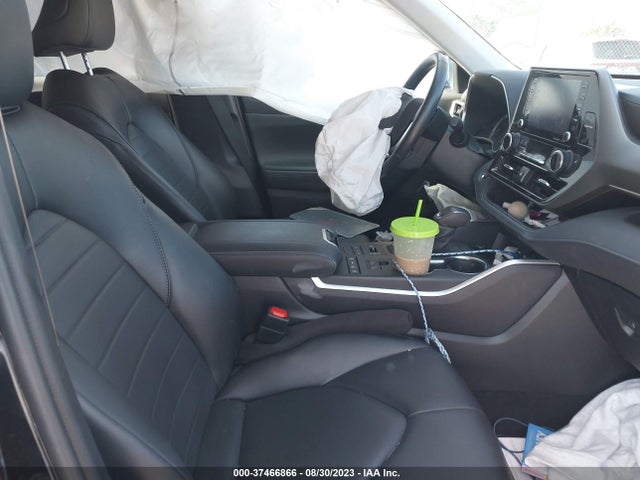 Toyota Highlander Xle 2022 5TDGZRBH0NS163991 Image 5