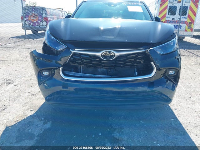 Toyota Highlander Xle 2022 5TDGZRBH0NS163991 Image 6