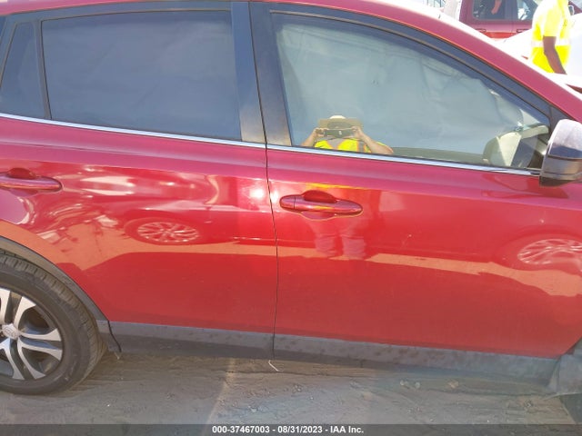 2017 TOYOTA RAV4 LE VIN: JTMZFREV4HJ111638