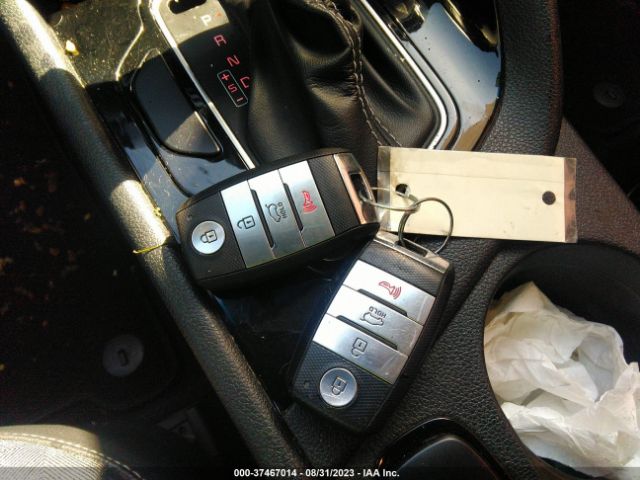 KNDCC3LC0H5057602 KIA NIRO EX