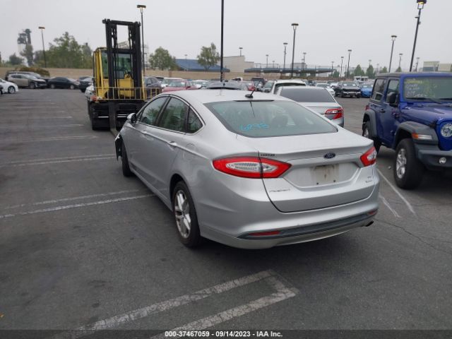 3FA6P0HD1GR216825 Ford FUSION SE