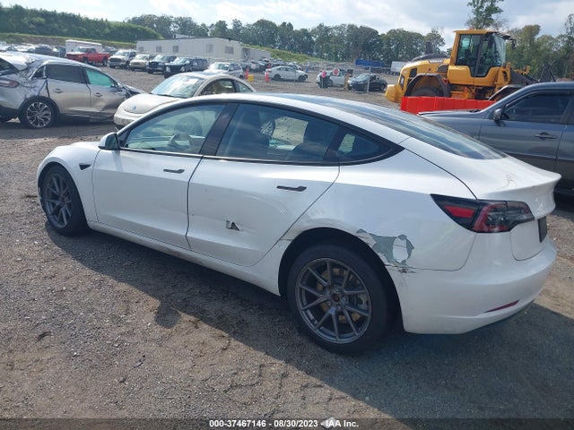 Tesla Model 3 Long Range 2022 5YJ3E1EB1NF188518 Image 3