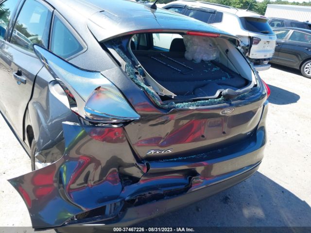 1FADP3K27FL291154 Ford FOCUS SE