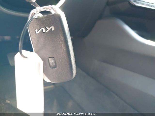 5XXG14J23NG147504 KIA K5 LXS