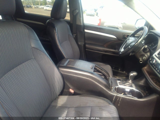 Toyota Highlander Le 2016 5TDBKRFH0GS264475 Image 5