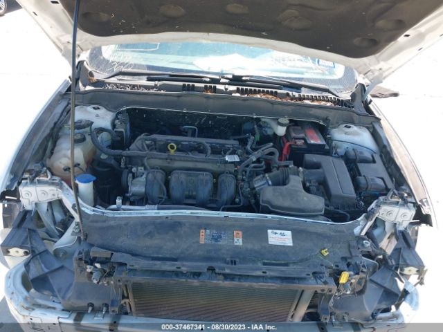 3FA6P0H70JR171183 Ford FUSION SE