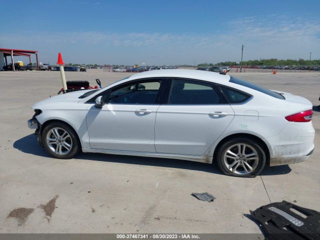 3FA6P0H70JR171183 Ford FUSION SE
