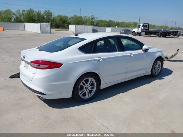3FA6P0H70JR171183 Ford FUSION SE