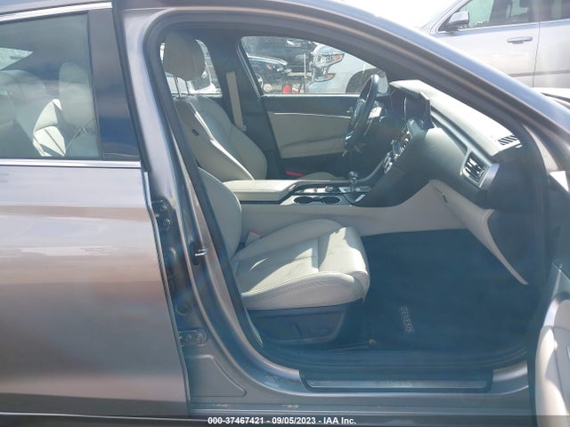 Genesis G70 2.0T 2022 KMTG34TA4NU095875 Image 11