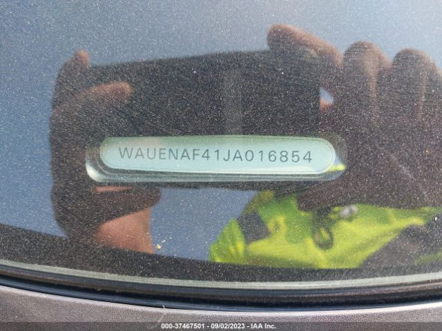 2018 AUDI A4 WAUENAF41JA016854 Photo 8