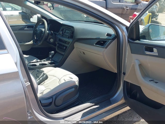 2017 HYUNDAI SONATA VIN: 5NPE24AF9HH511151