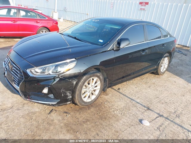 Hyundai SONATA SE 2019 5NPE24AF4KH809503 Image 2