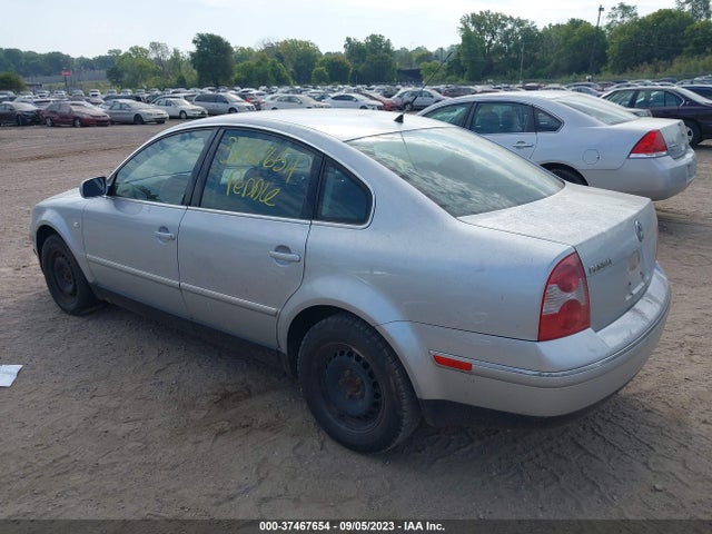 2003 VOLKSWAGEN PASSAT GL VIN: WVWMD63B03P294100