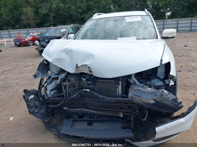 2017 NISSAN ROGUE SV VIN: KNMAT2MV1HP583291
