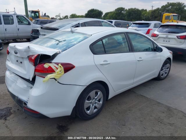 3KPFK4A79JE277410 KIA FORTE LX