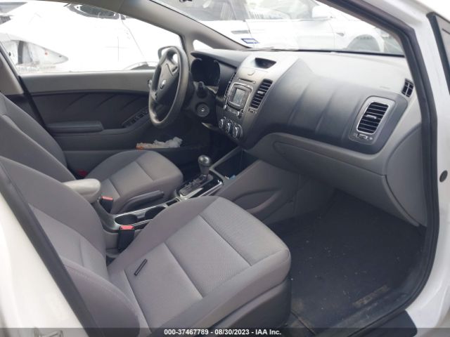 3KPFK4A79JE277410 KIA FORTE LX
