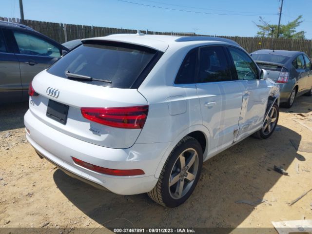 WA1EFCFS1FR003762 Audi Q3 2.0t Premium Plus