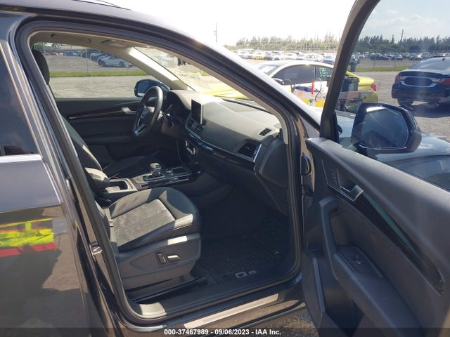 WA1BNAFY3J2210931 Audi Q5 Premium Plus