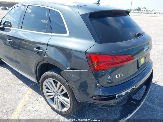 WA1BNAFY3J2210931 Audi Q5 Premium Plus