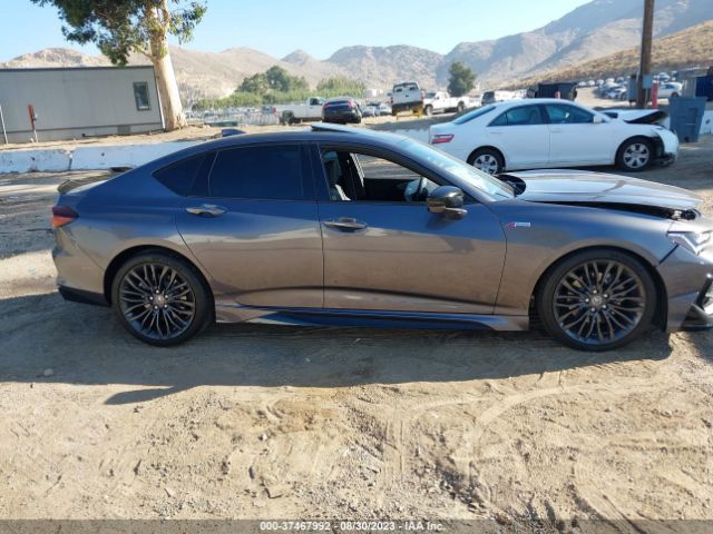 19UUB5F57NA001211 Acura Tlx W/a-spec Package