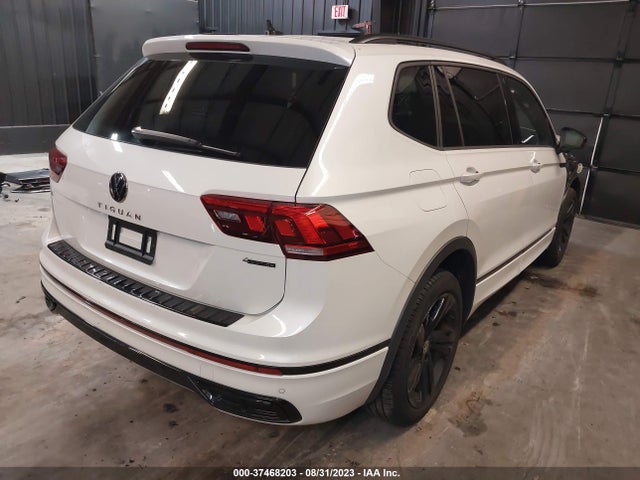 3VV8B7AX6PM018416 Volkswagen Tiguan Se R-line Black