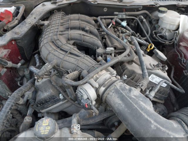 1FA6P8AM5F5305176 Ford Mustang V6