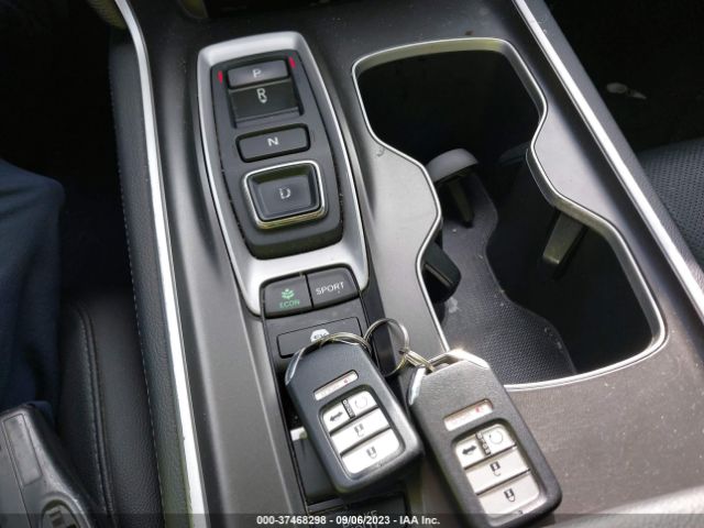 1HGCV3F91KA000903 Honda Accord Hybrid Touring