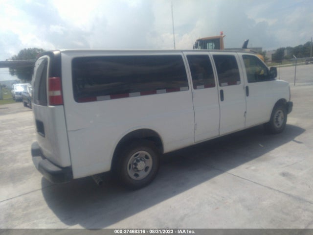 Chevrolet Express Passenger Ls 2017 1GAZGNFF7H1112000 Image 4