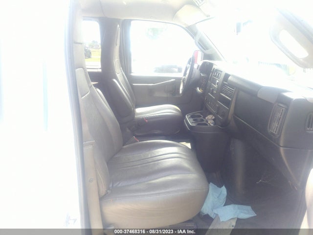 Chevrolet Express Passenger Ls 2017 1GAZGNFF7H1112000 Image 5