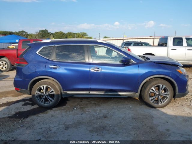 JN8AT2MTXJW462449 Nissan Rogue Sl