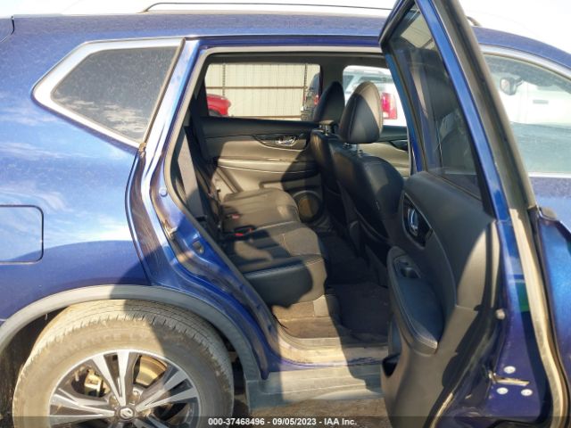 JN8AT2MTXJW462449 Nissan Rogue Sl